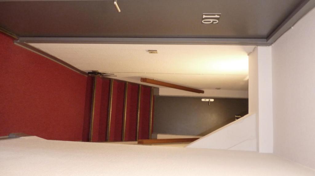 Hotel-Restaurant La P'Tite Auberge Lillebonne المظهر الخارجي الصورة